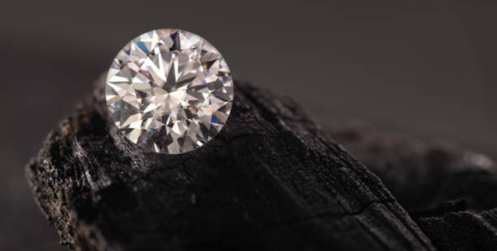 Lab-Grown Diamonds: Redefining Excellence in Quality and Craftsmanship